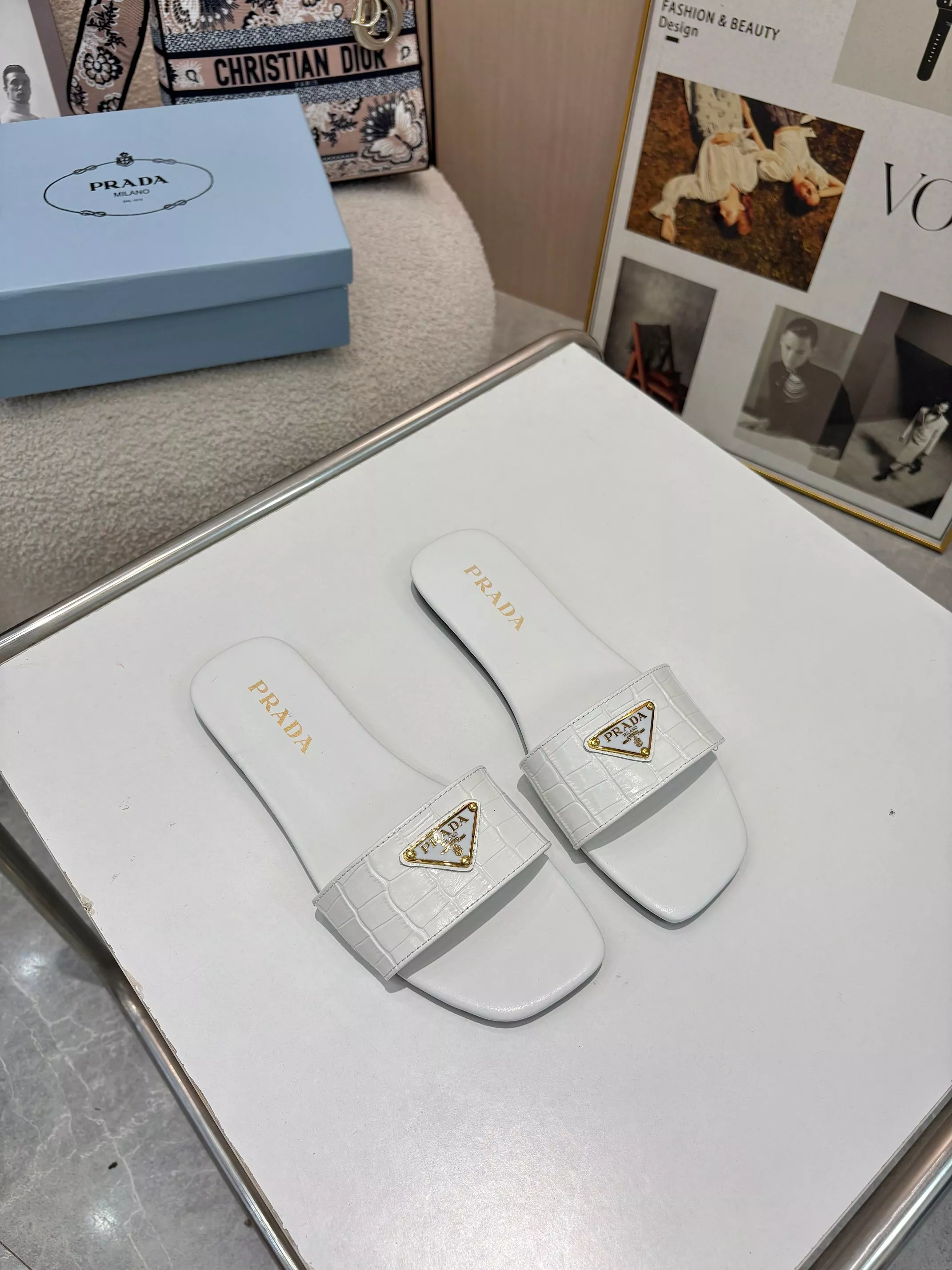 Flexible 9718 Prada Slippers For Women