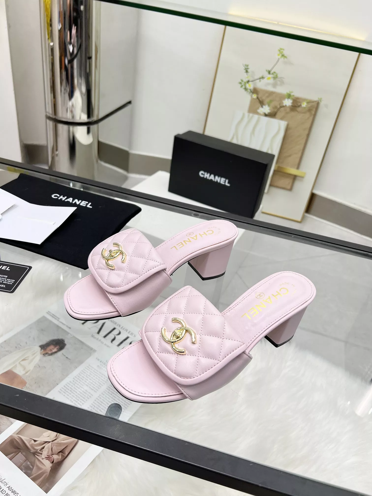 Flexible 9724 Chanel Slippers For Women