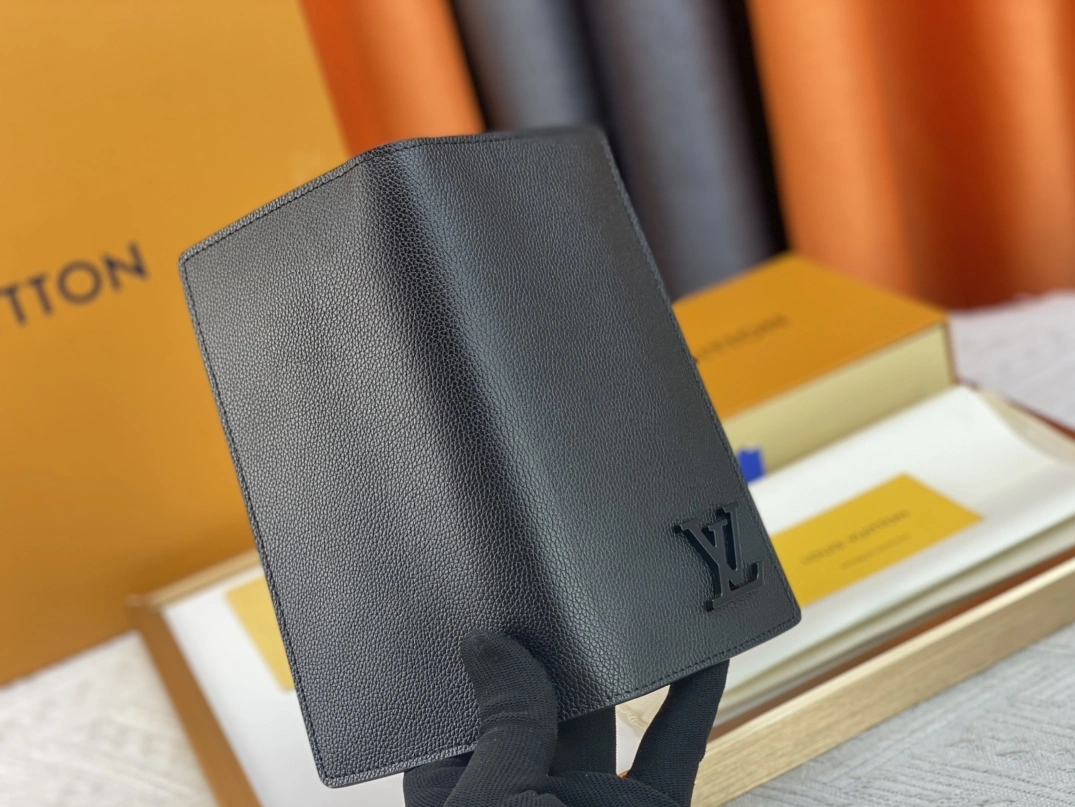 Flexible 9822 Louis Vuitton AAA Quality Wallets