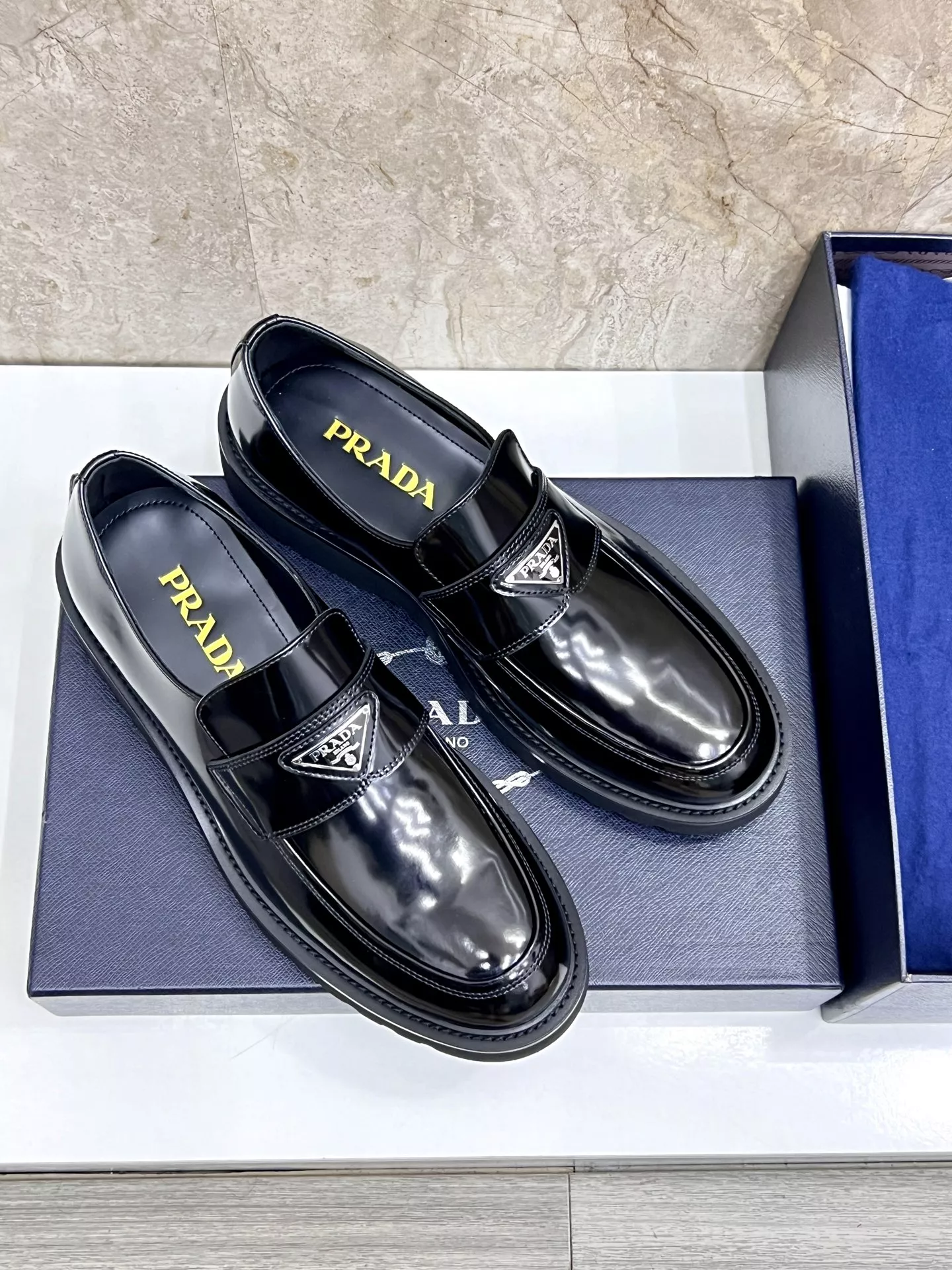 Functional 1076 Prada Leather Shoes For Men