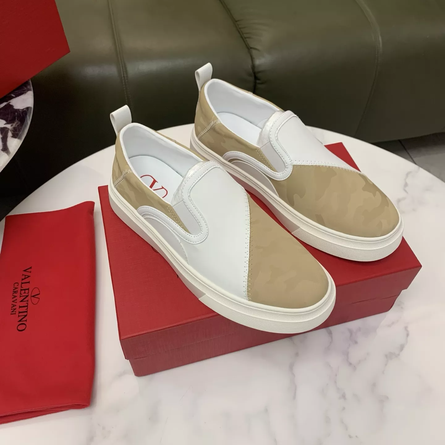 Functional 1110 Valentino Casual Shoes For Men