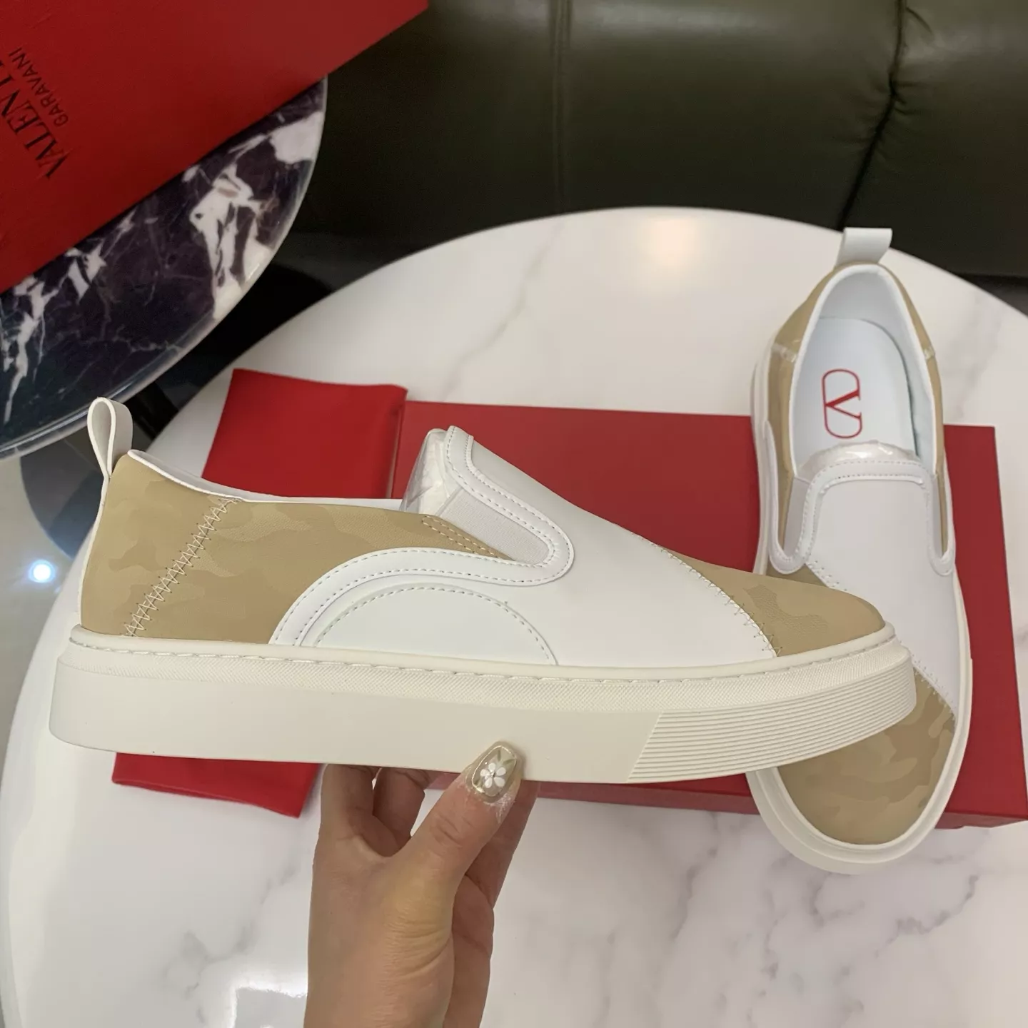 Functional 1110 Valentino Casual Shoes For Men