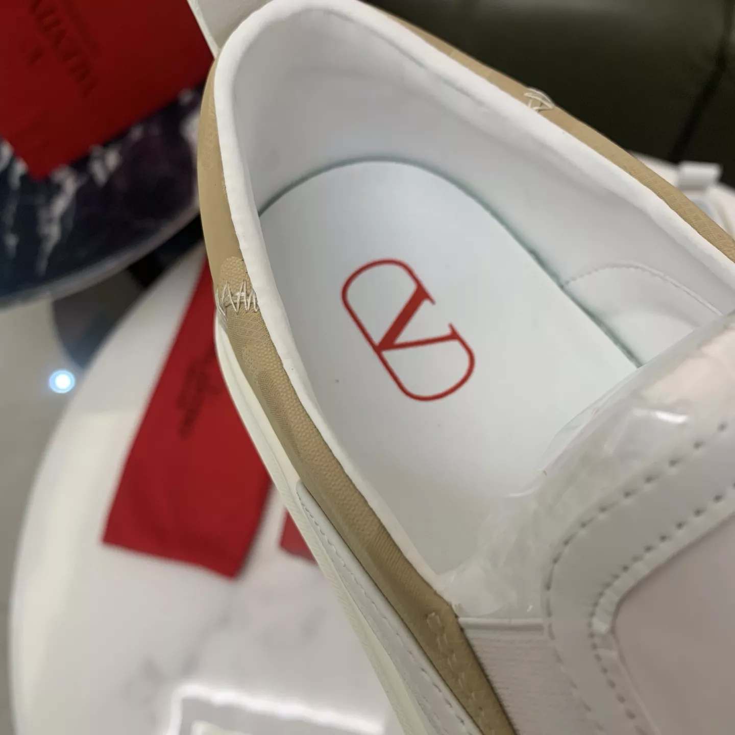 Functional 1110 Valentino Casual Shoes For Men