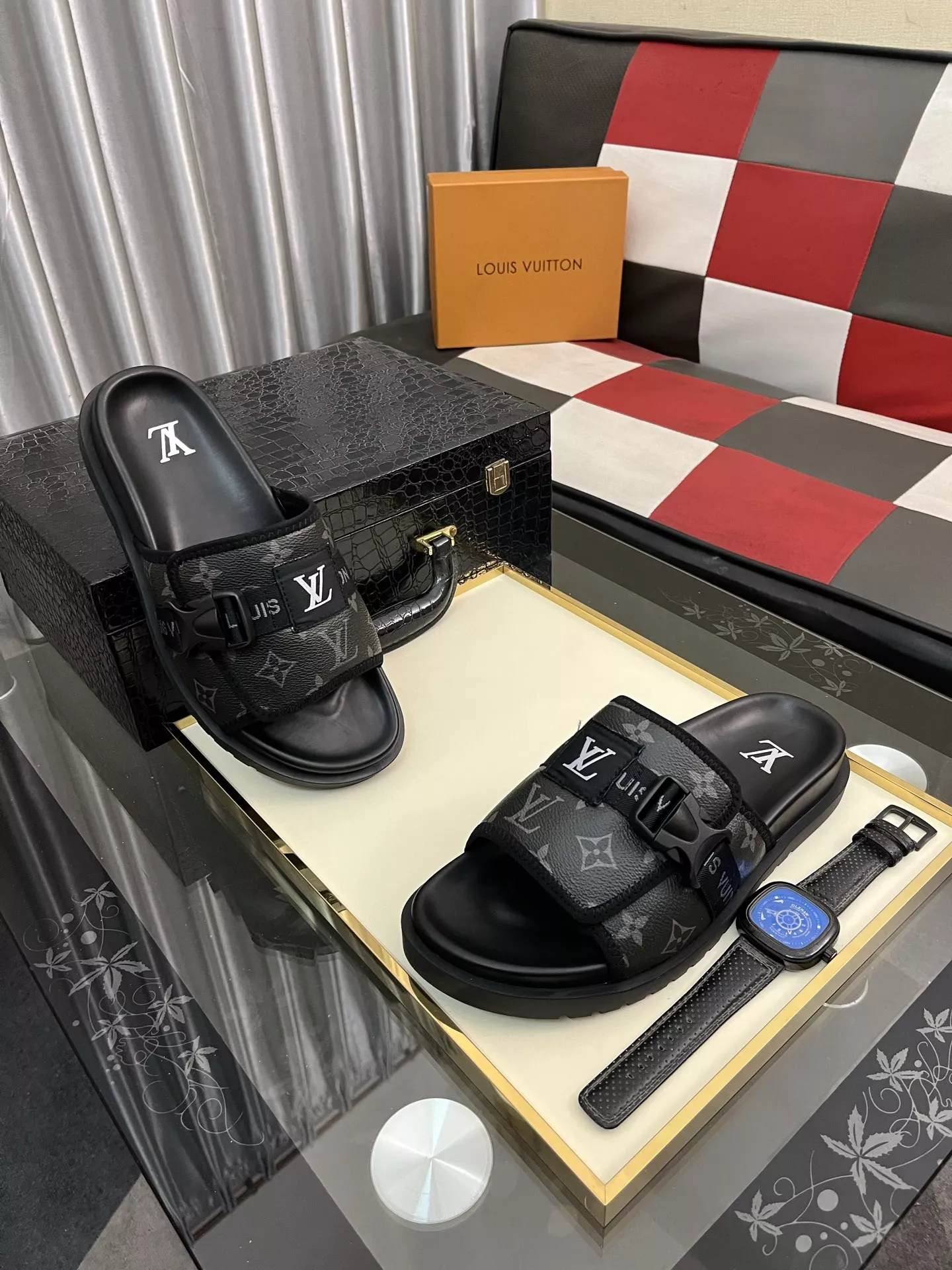 Functional 1292 Louis Vuitton Slippers For Men
