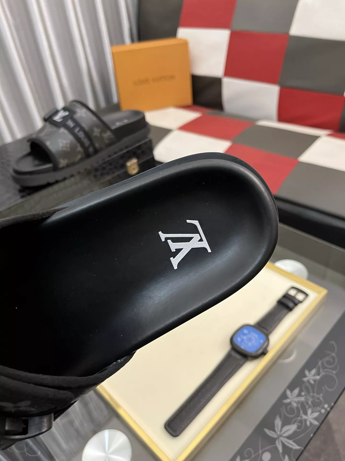 Functional 1292 Louis Vuitton Slippers For Men