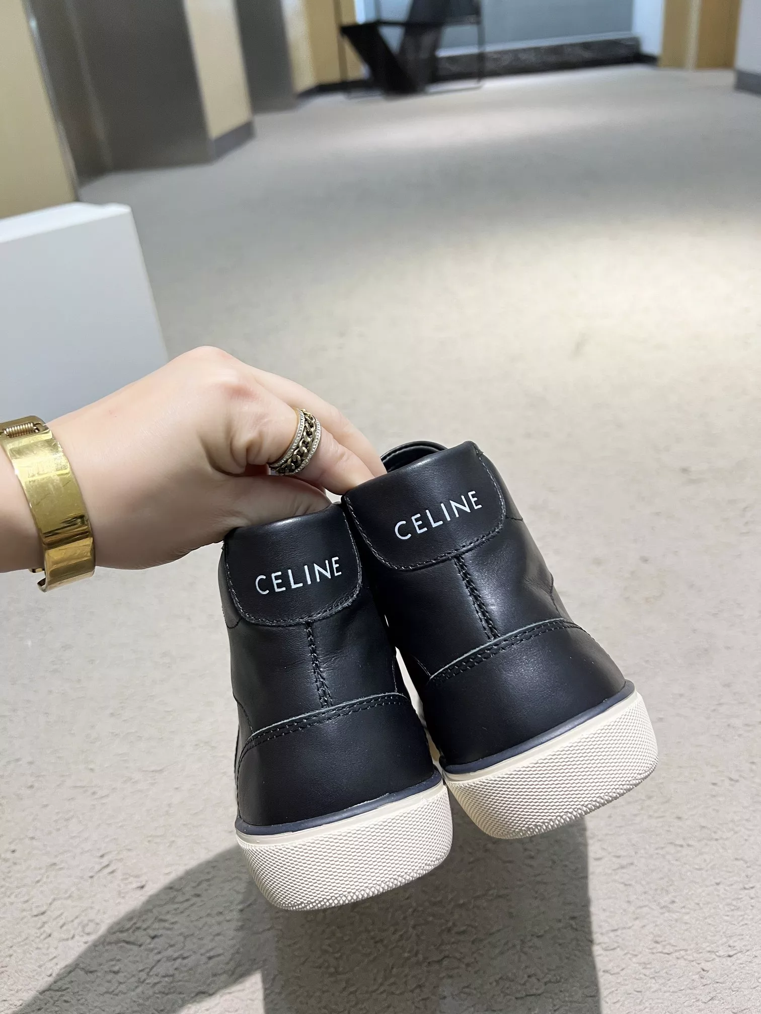 Functional 1402 Celine High Top Shoes For Women