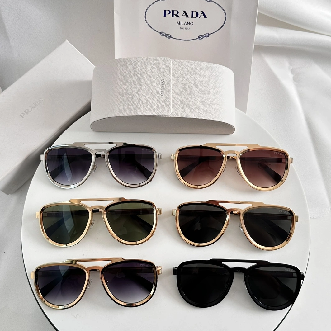 Functional 1524 Prada AAA Quality Sunglasses