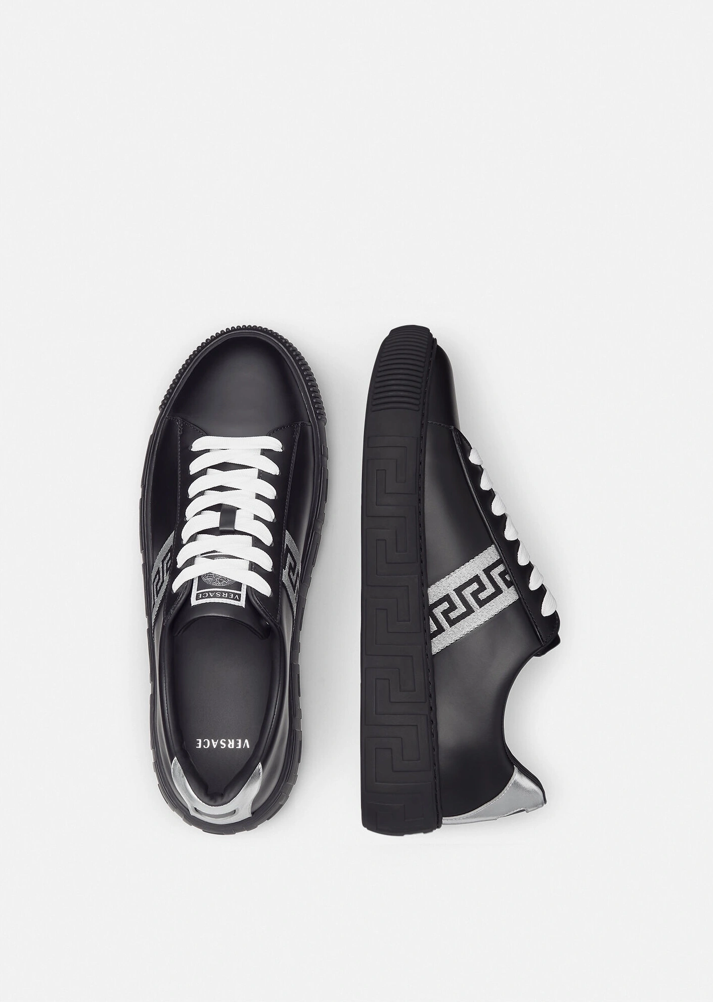Functional 1580 Versace Casual Shoes For Men