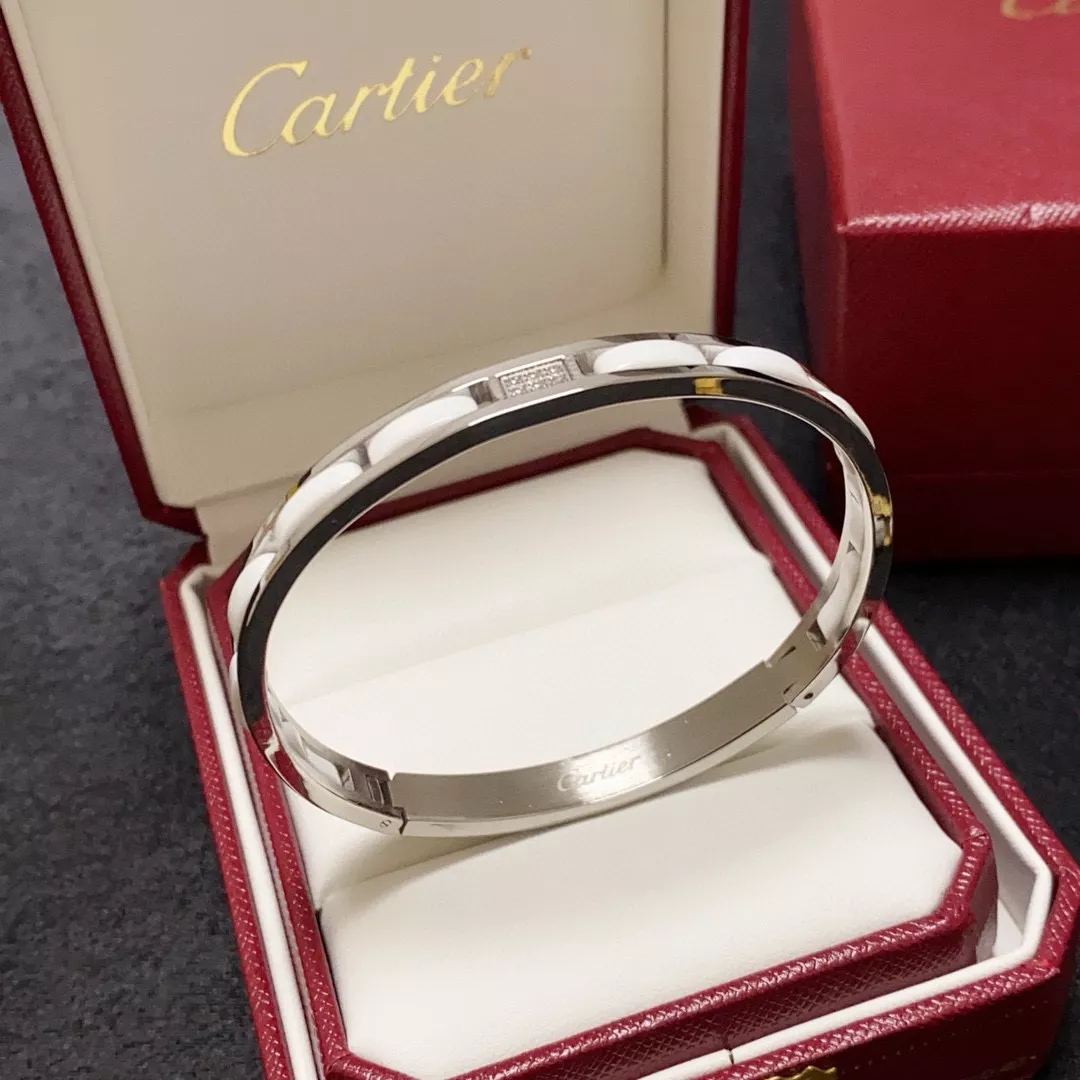 Functional 167 Cartier bracelets