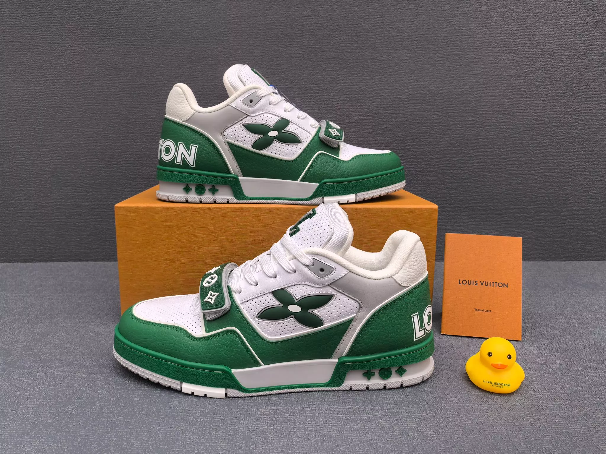 Functional 1898 Louis Vuitton Casual Shoes For Men