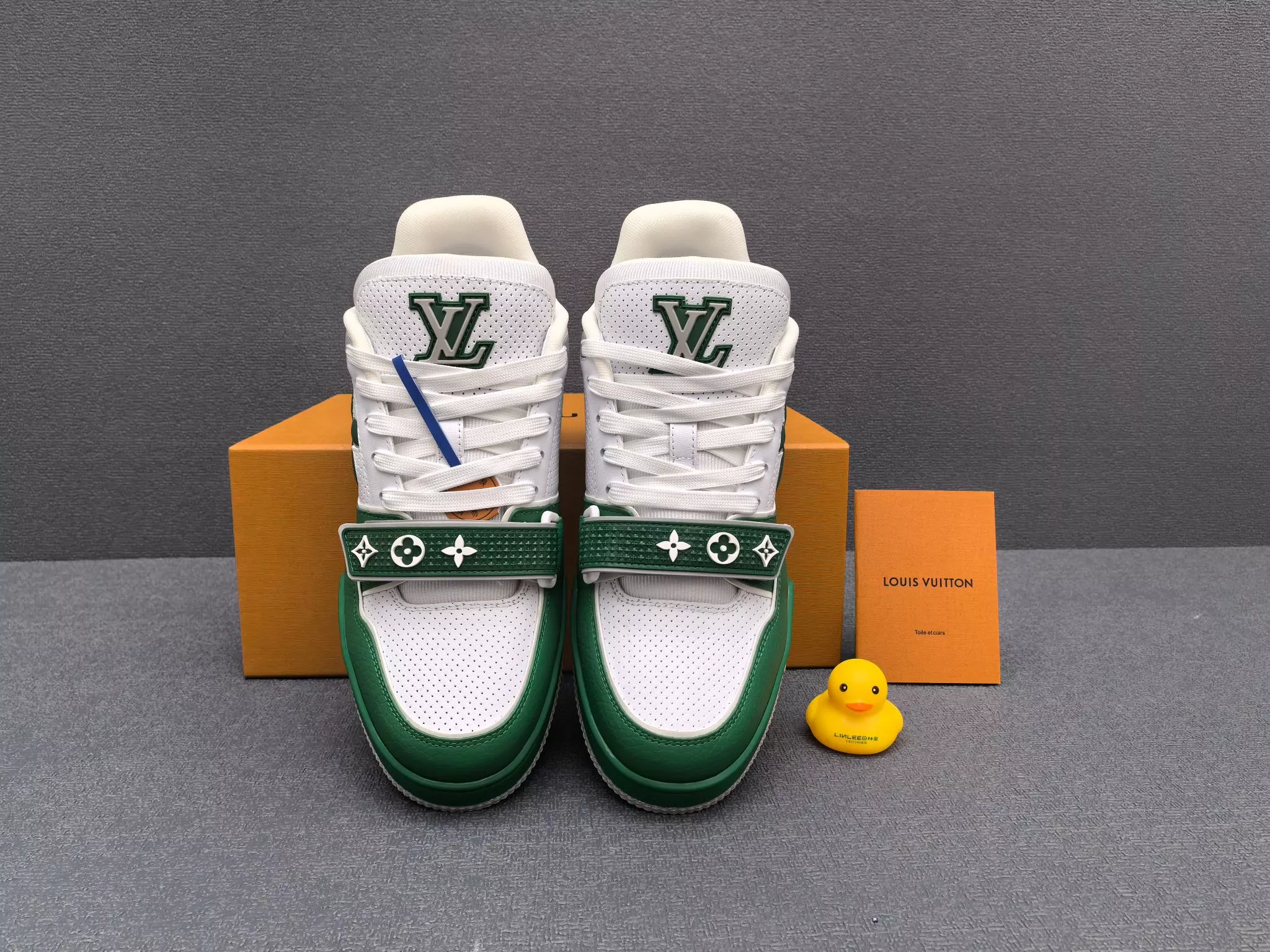 Functional 1898 Louis Vuitton Casual Shoes For Men