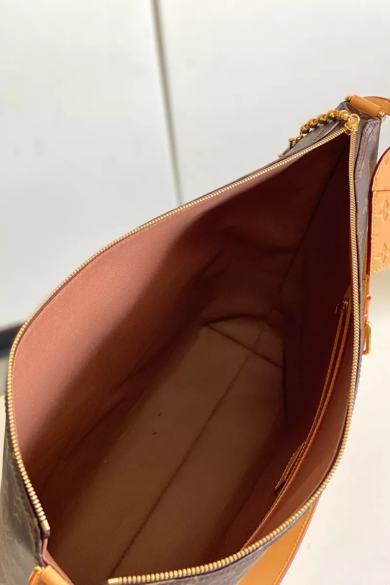 Functional 1975 Louis Vuitton AAA Quality Shoulder Bags For Women
