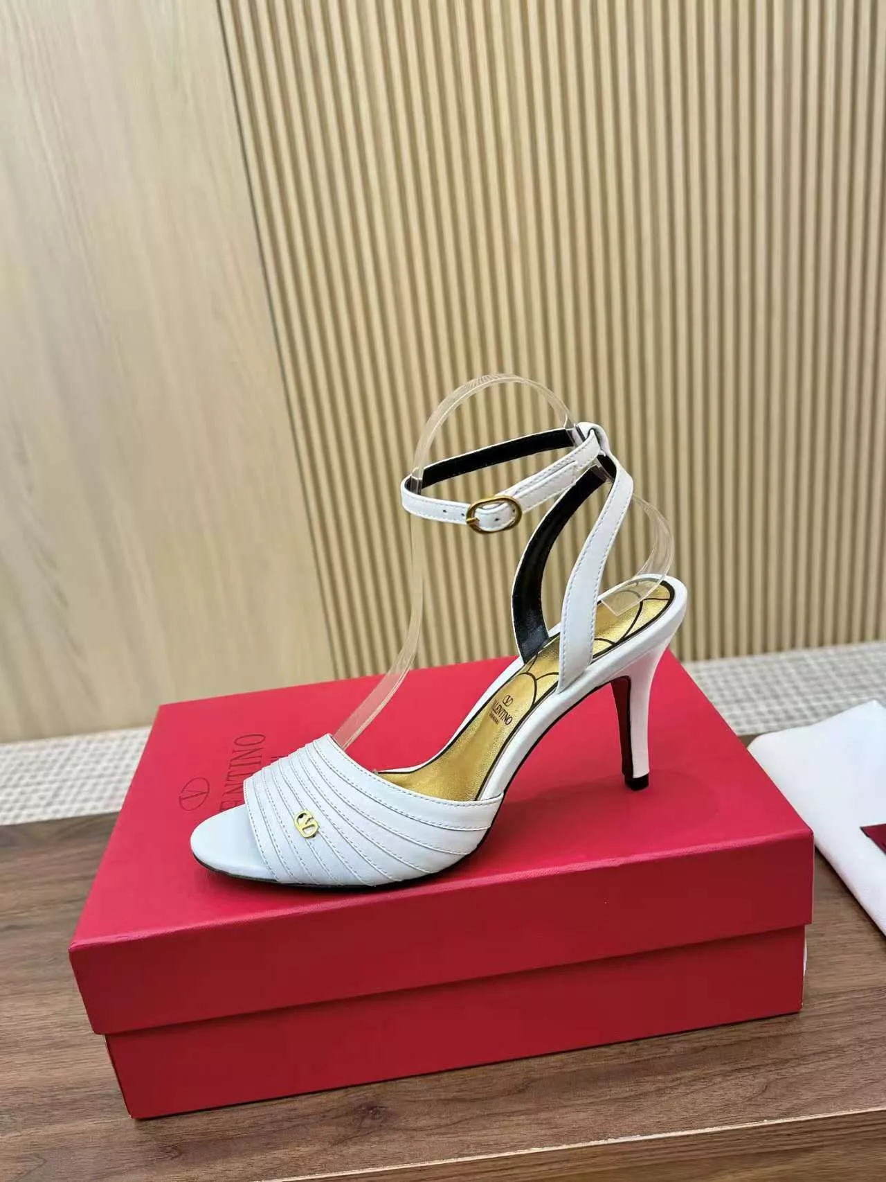 Functional 2123 Valentino Sandal For Women