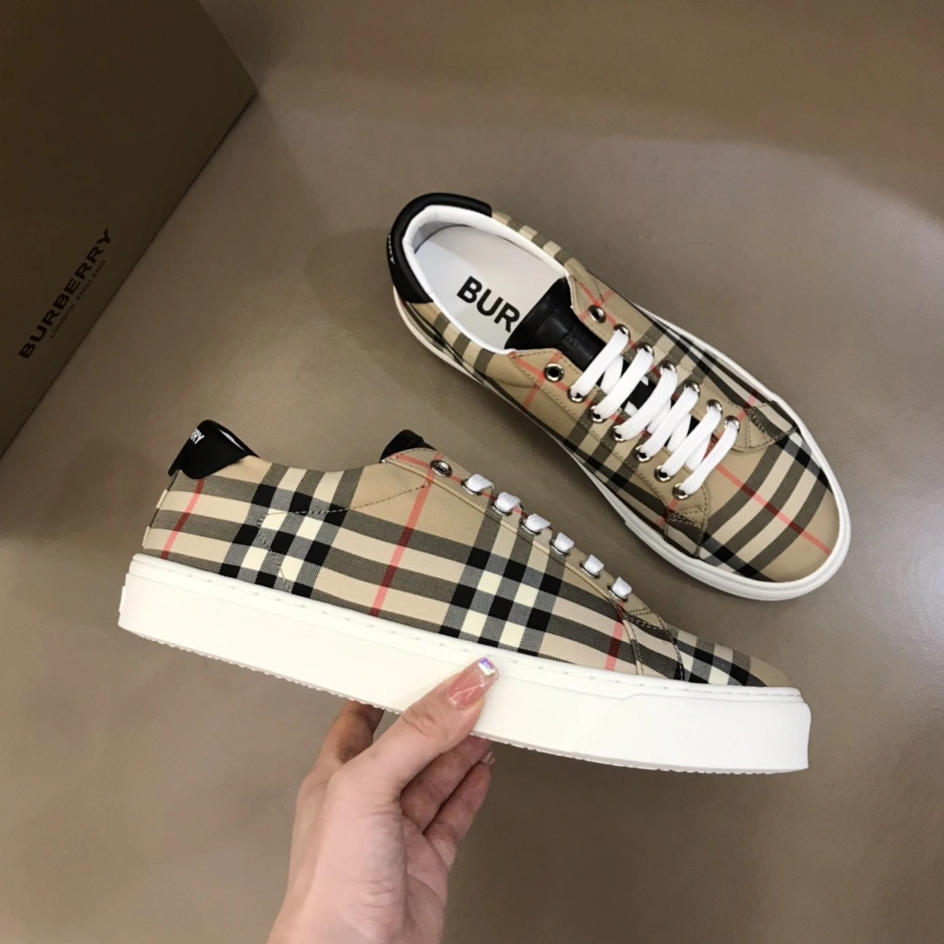 Functional 2217 Burberry Casual Shoes For Men