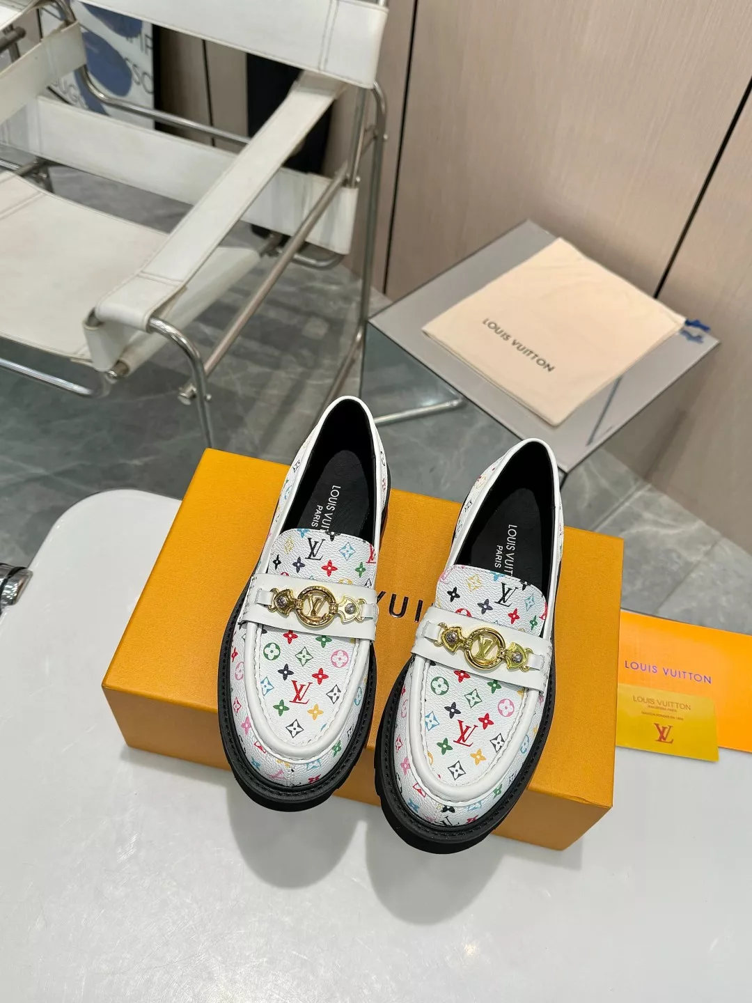 Functional 223 Louis Vuitton LV Oxfords Shoes For Women