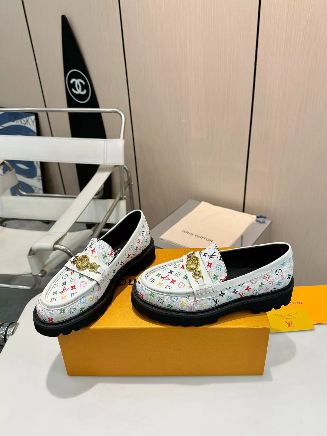 Functional 223 Louis Vuitton LV Oxfords Shoes For Women
