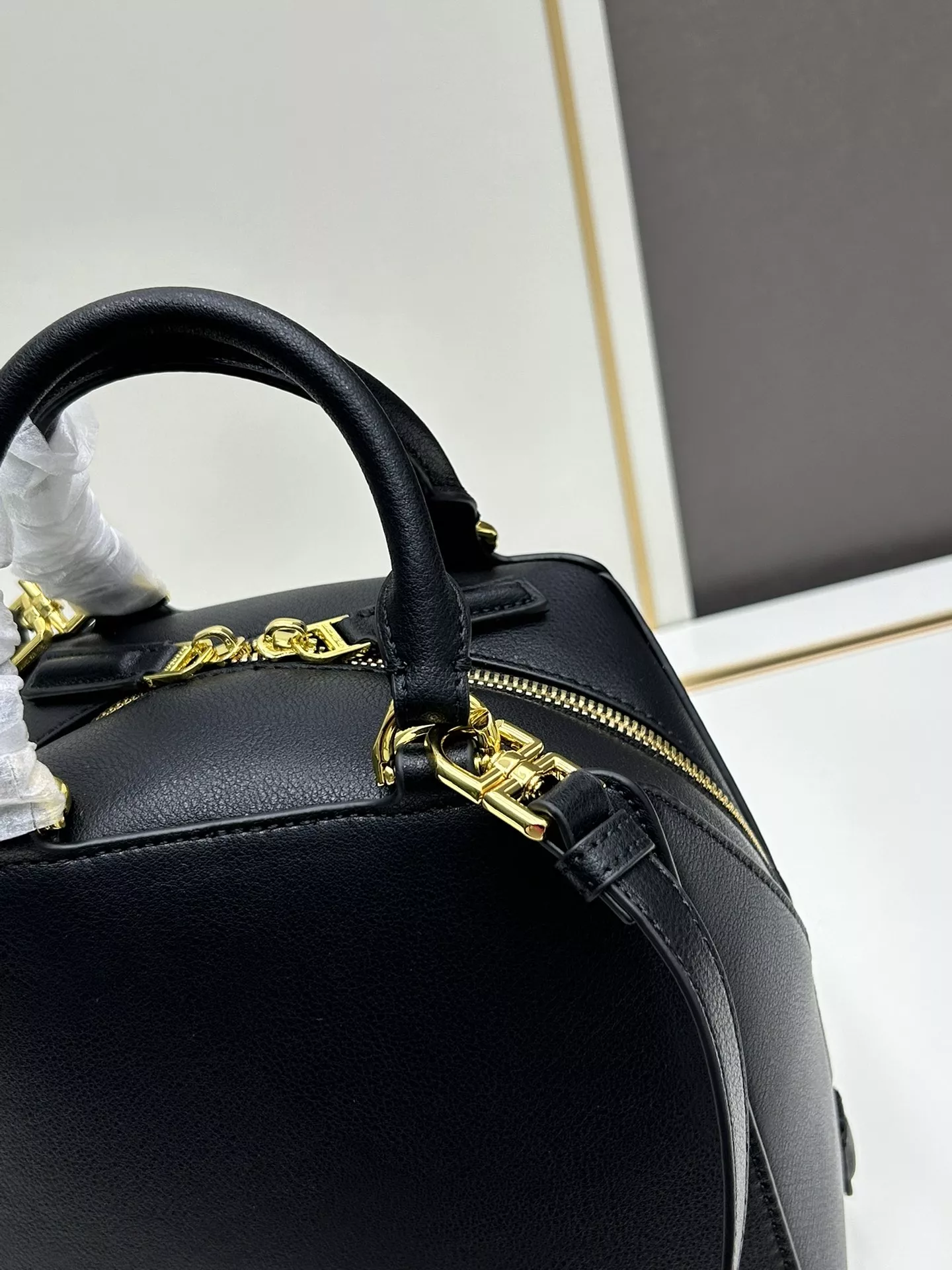Functional 2329 Givenchy AAA Quality Handbags For Women