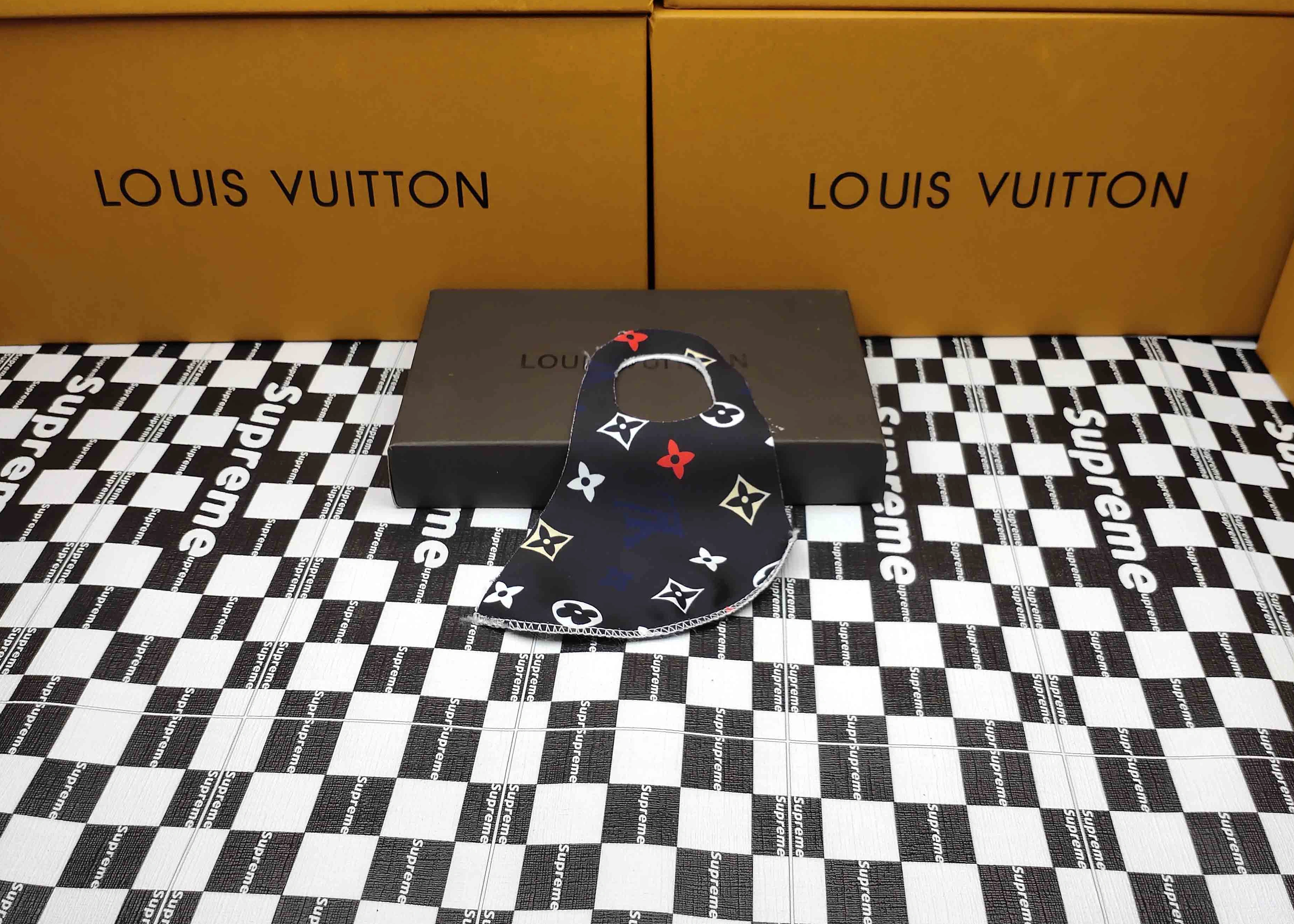 Functional 2348 Louis Vuitton Fashion Mask