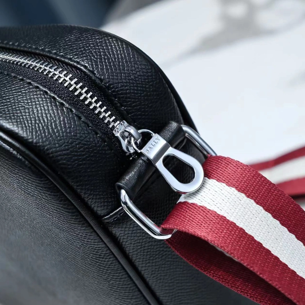 Functional 245 Bally AAA Man Messenger Bags