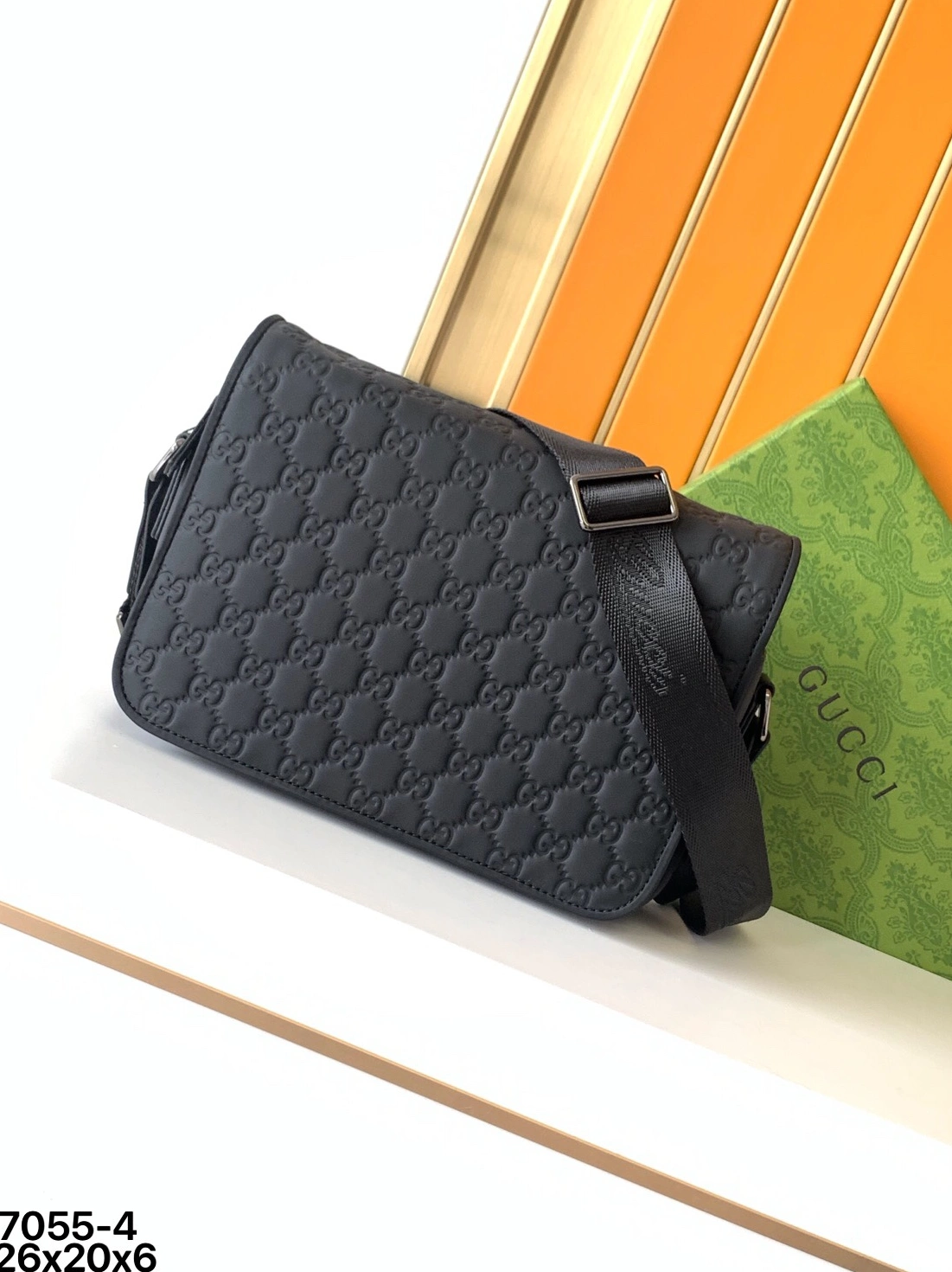 Functional 257 Gucci AAA Man Messenger Bags