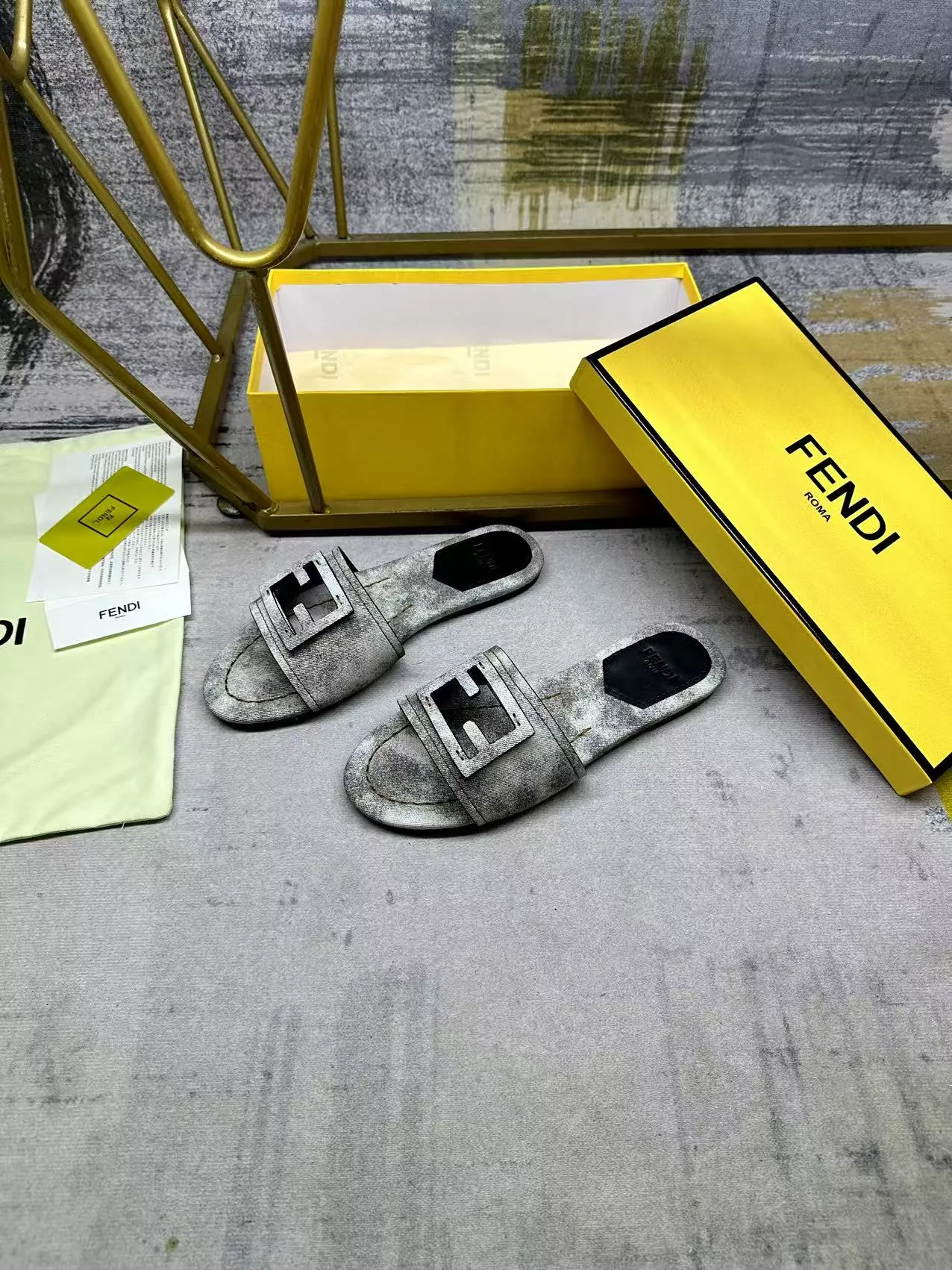 Functional 258 Fendi Slippers For Women