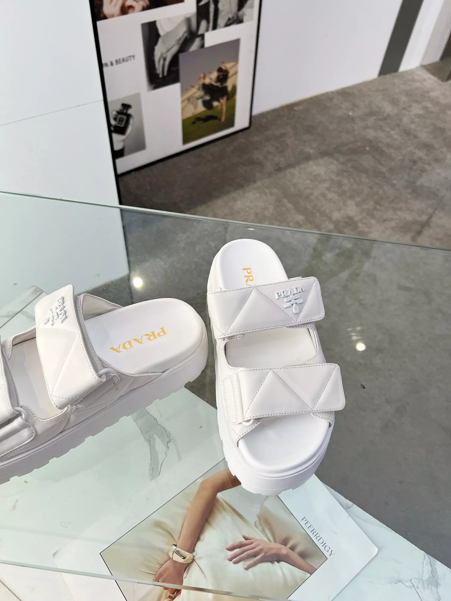 Functional 2662 Prada Slippers For Women