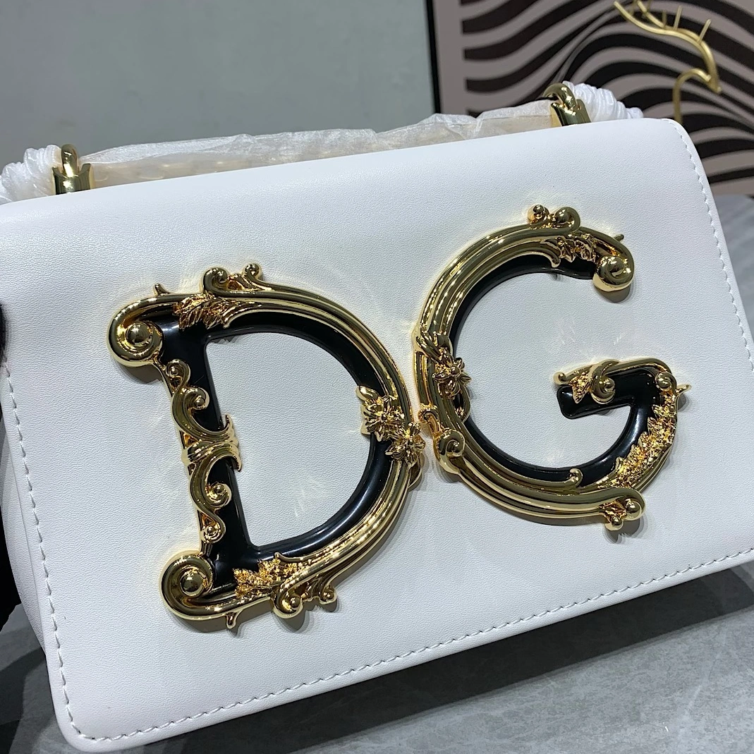 Functional 3052 Dolce & Gabbana D&G AAA Quality Messenger Bags For Women