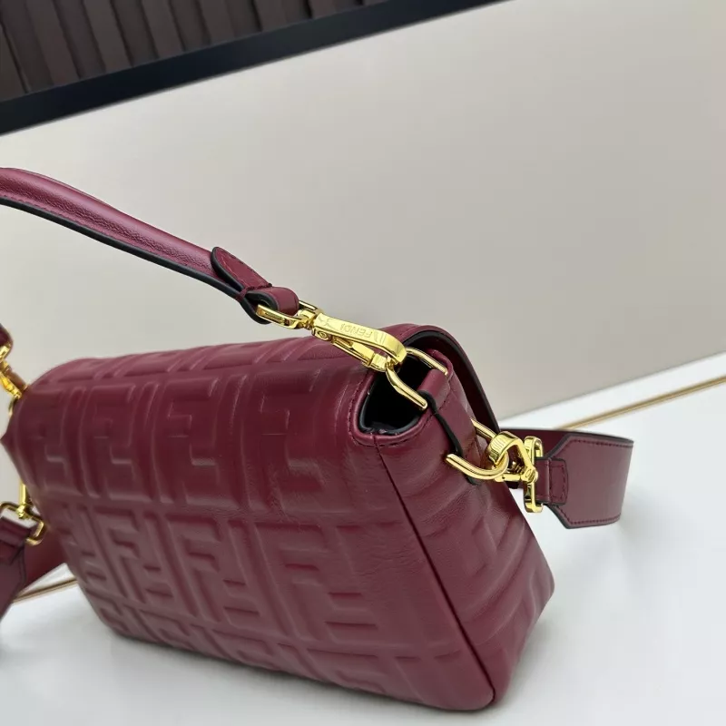 Functional 3214 Fendi AAA Quality Messenger Bags For Women