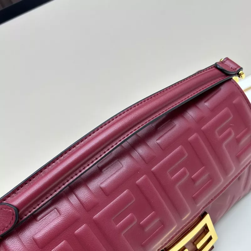 Functional 3214 Fendi AAA Quality Messenger Bags For Women