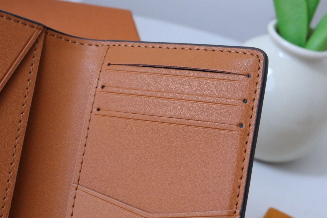 Functional 3242 Louis Vuitton LV Card Case