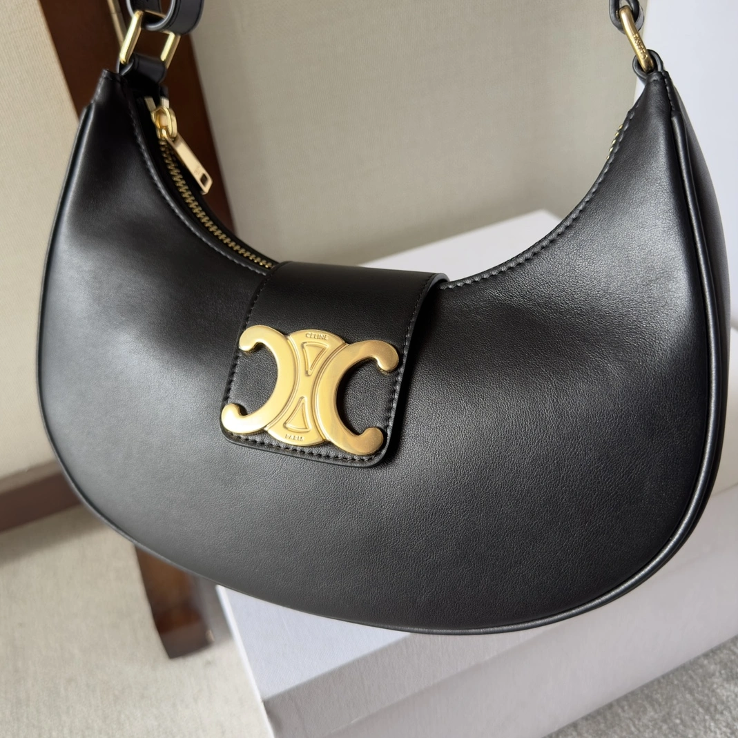 Functional 3376 Celine AAA Quality Shoulder Bags For Women
