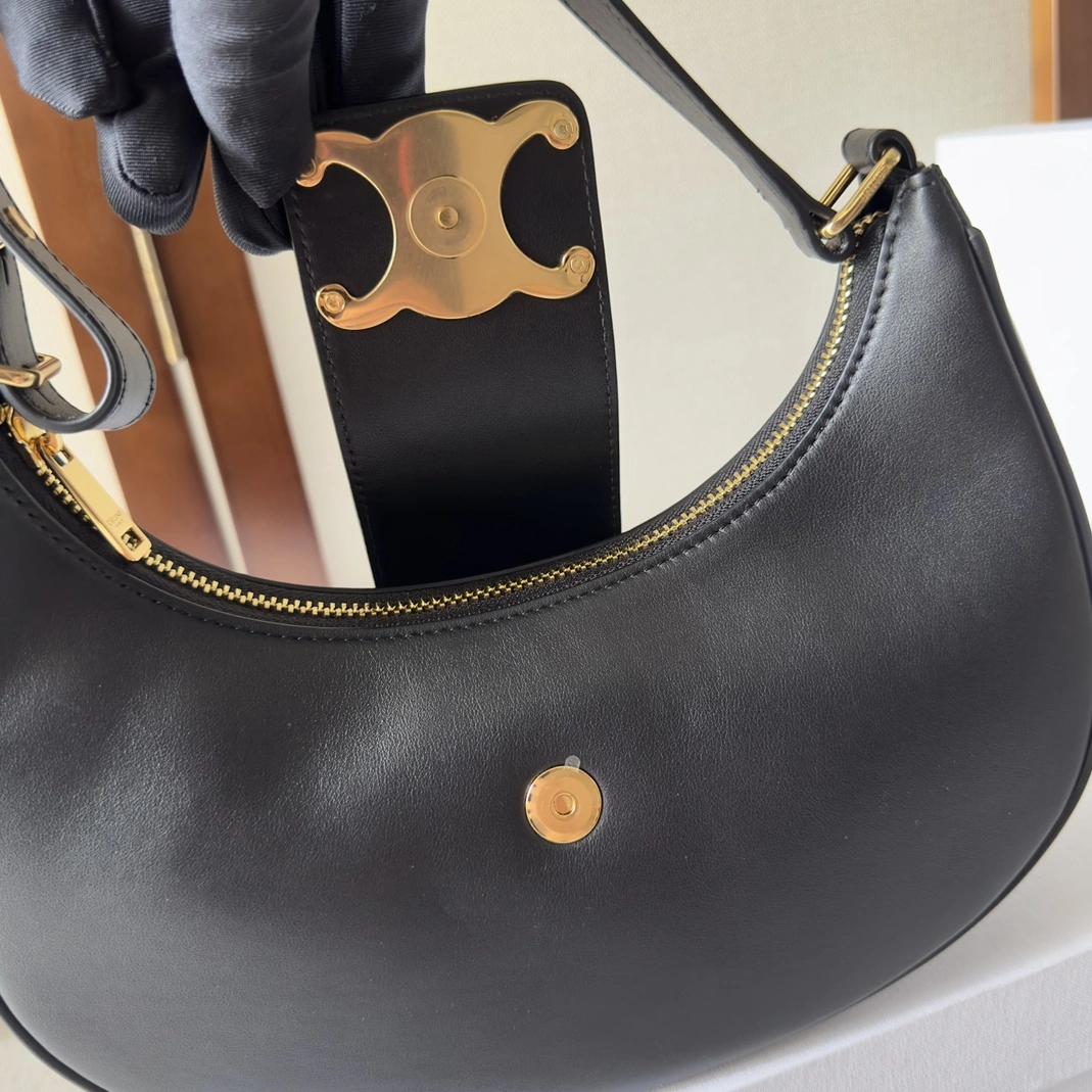 Functional 3376 Celine AAA Quality Shoulder Bags For Women