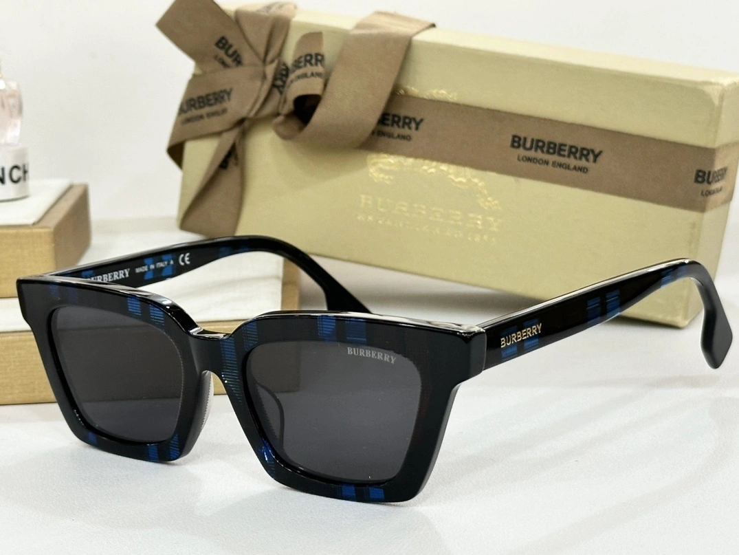 Functional 3420 Burberry AAA Quality Sunglasses