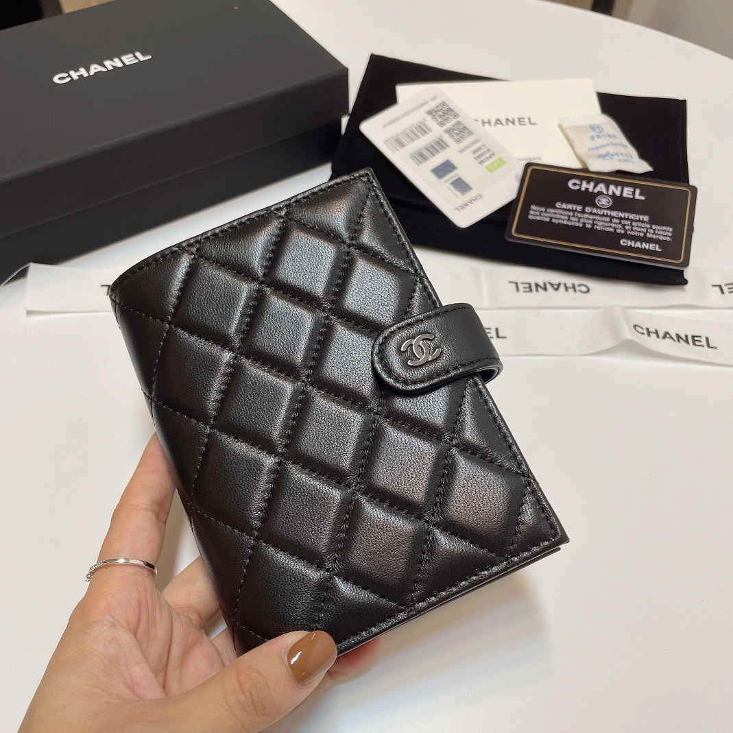 Functional 3519 Chanel AAA Quality Wallets