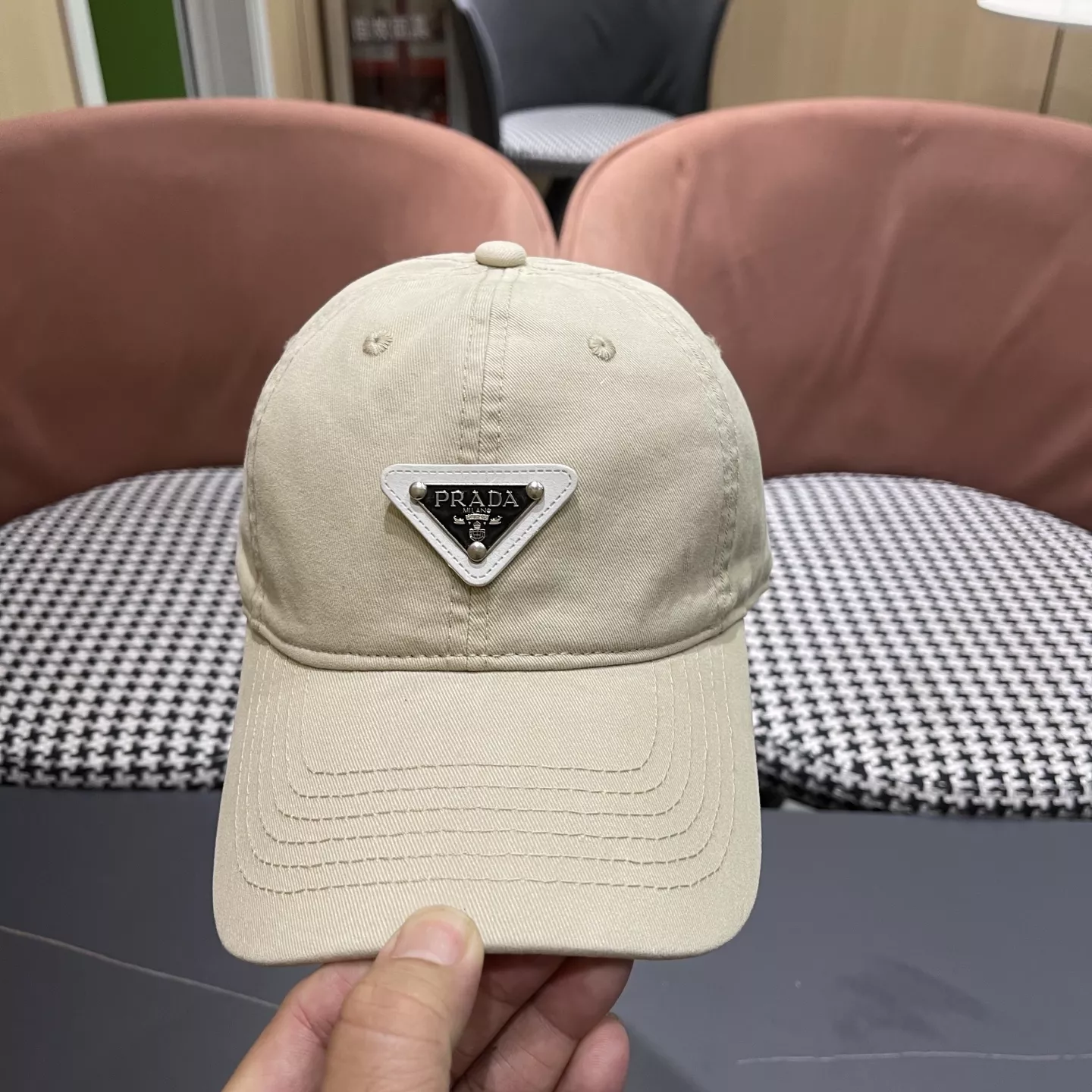 Functional 3520 Prada Caps