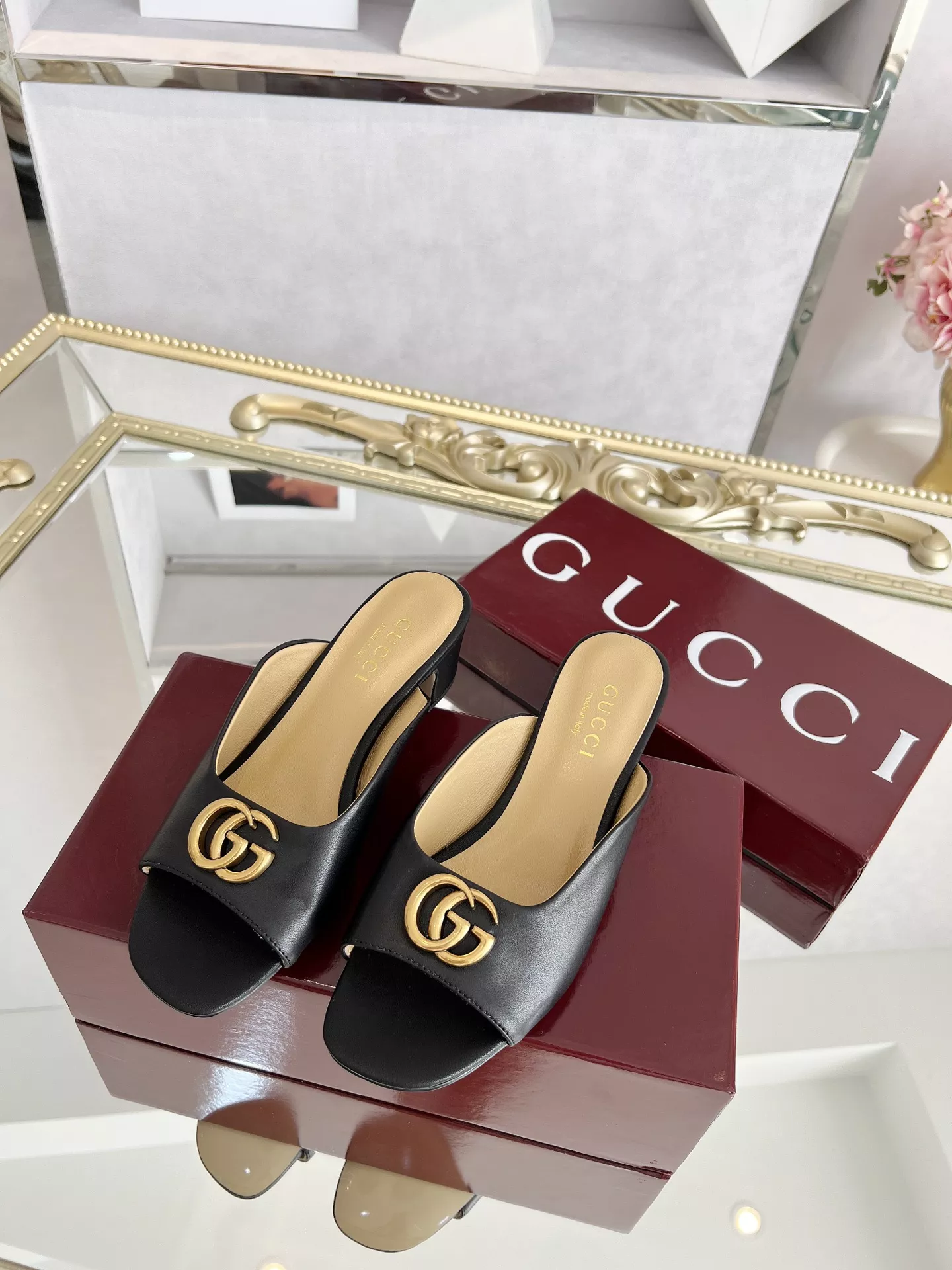 Functional 367 Gucci Slippers For Women