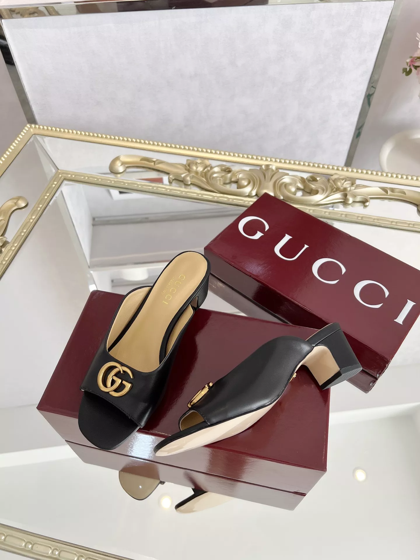Functional 367 Gucci Slippers For Women