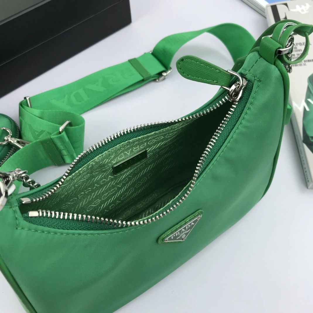 Functional 3835 Prada AAA Quality Messenger Bags For Women