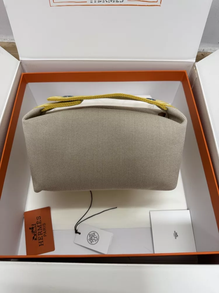 Functional 4120 Hermes AAA Quality Handbags For Women