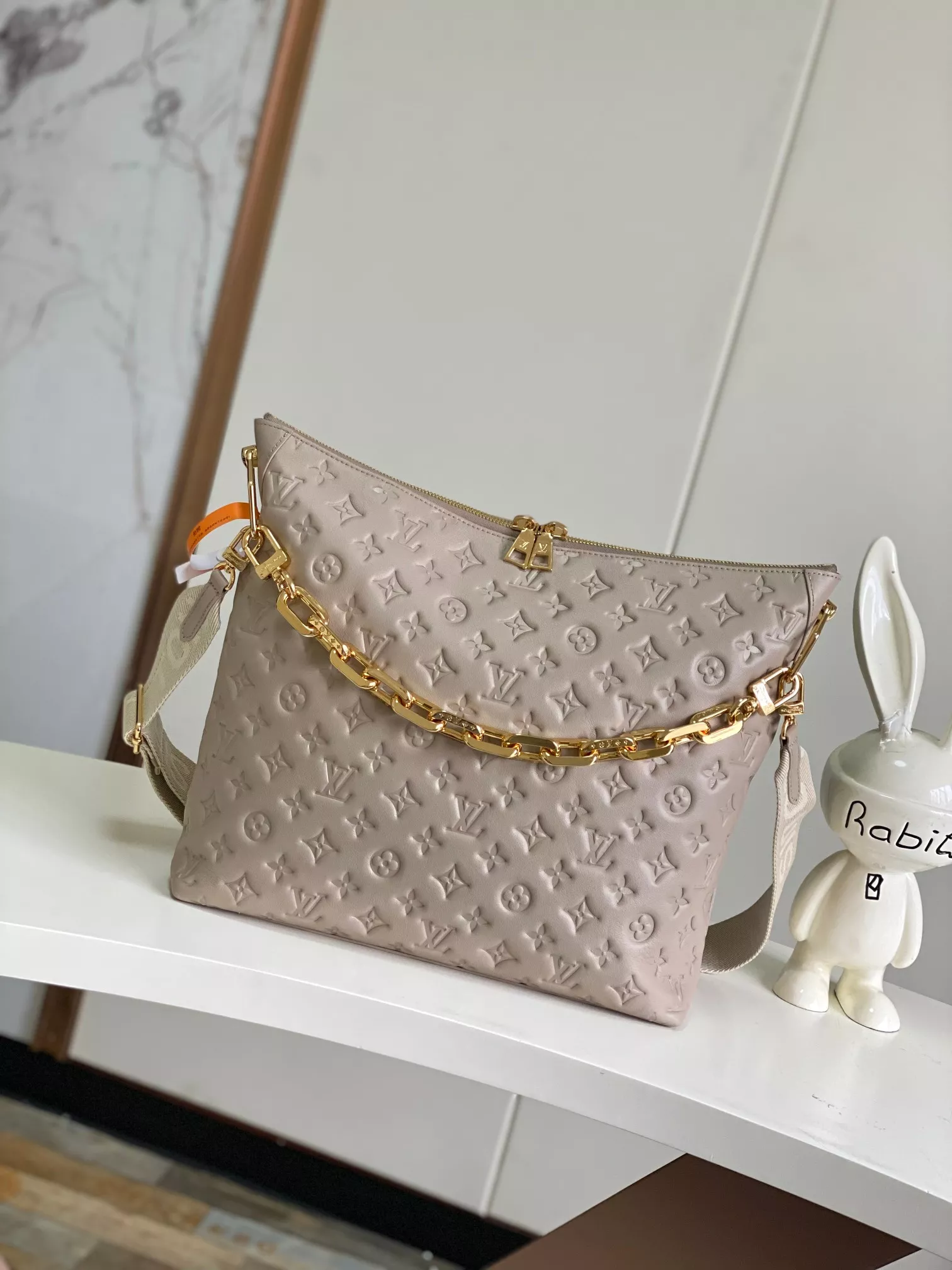 Functional 4216 Louis Vuitton AAA Quality Messenger Bags