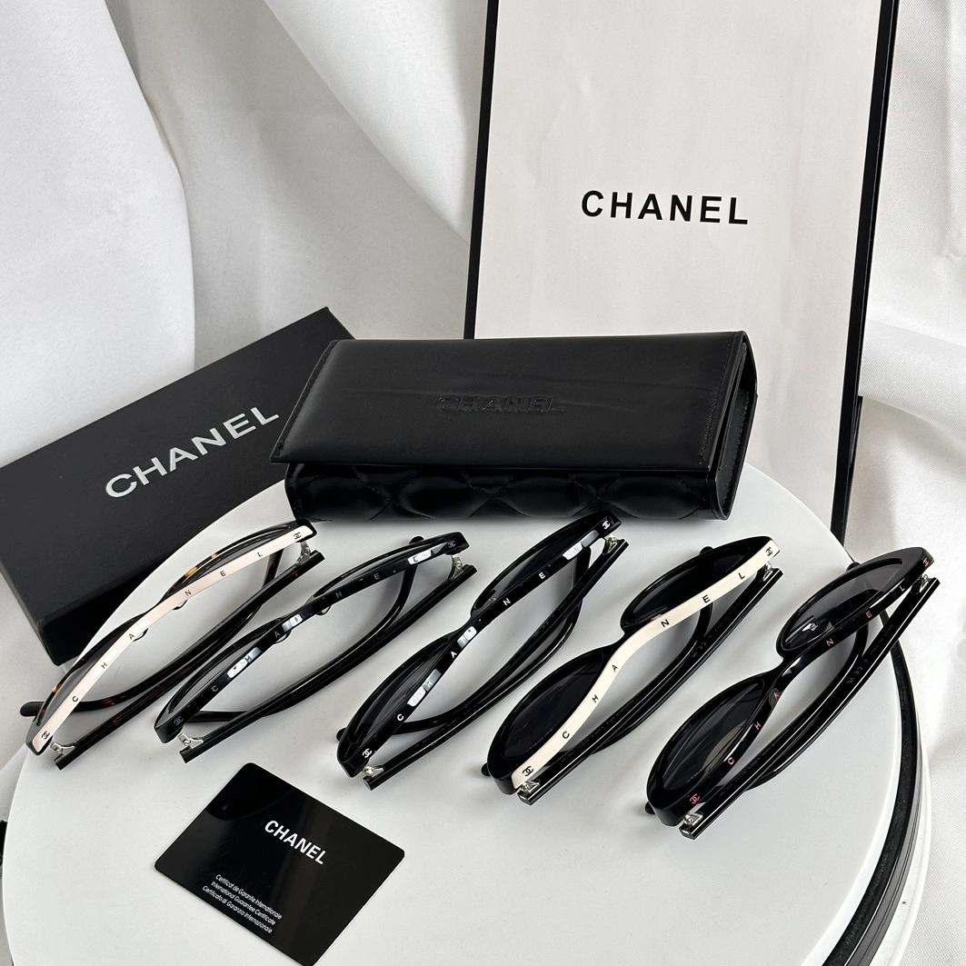 Functional 4290 Chanel AAA Quality Sunglasses