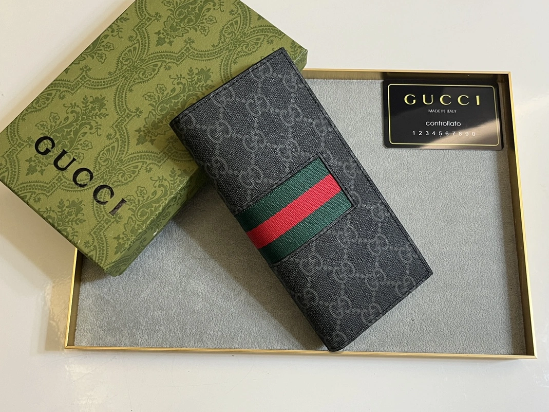 Functional 4389 Gucci Card Case