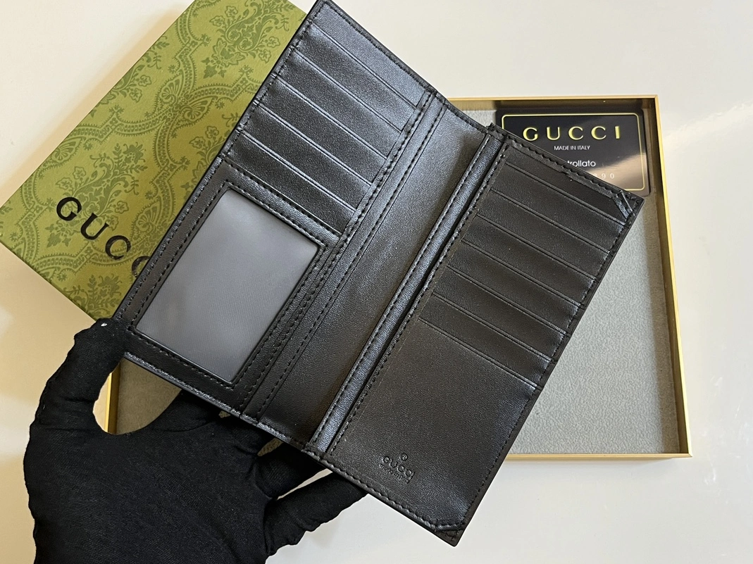 Functional 4389 Gucci Card Case
