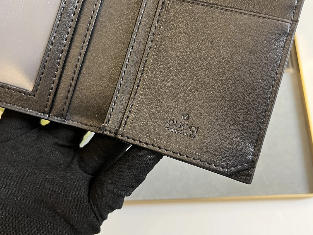 Functional 4389 Gucci Card Case