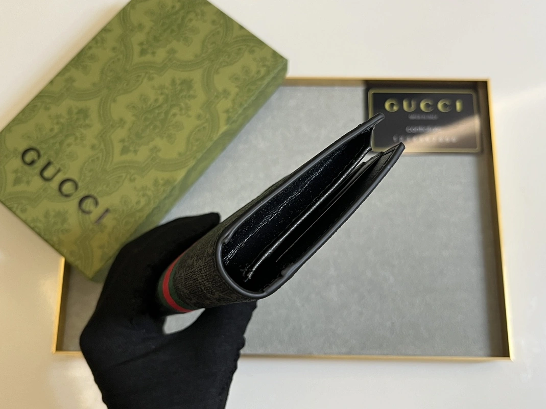 Functional 4389 Gucci Card Case