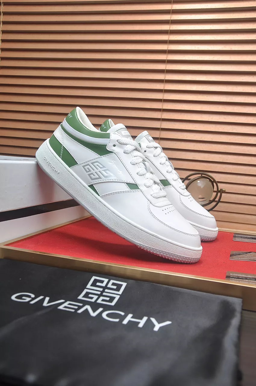 Functional 4475 Givenchy Casual Shoes For Men