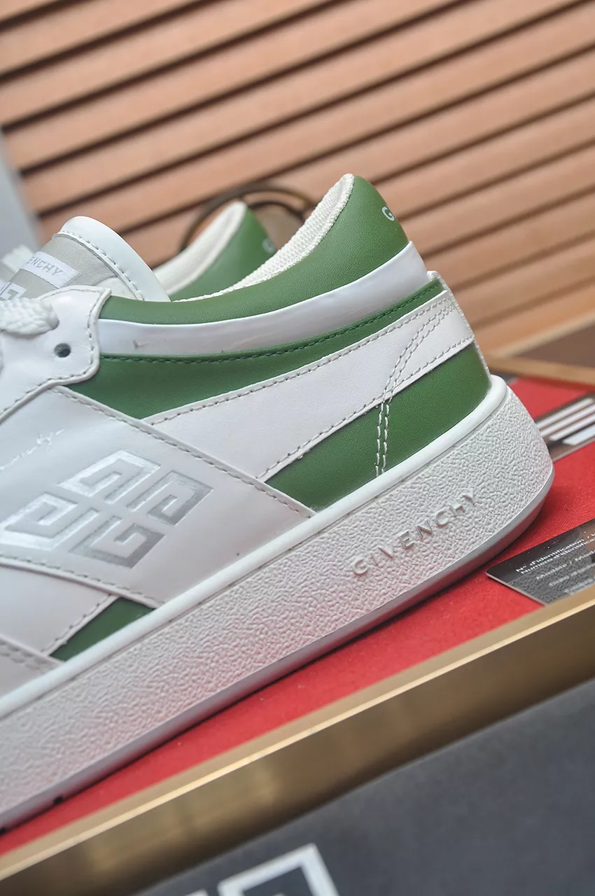 Functional 4475 Givenchy Casual Shoes For Men