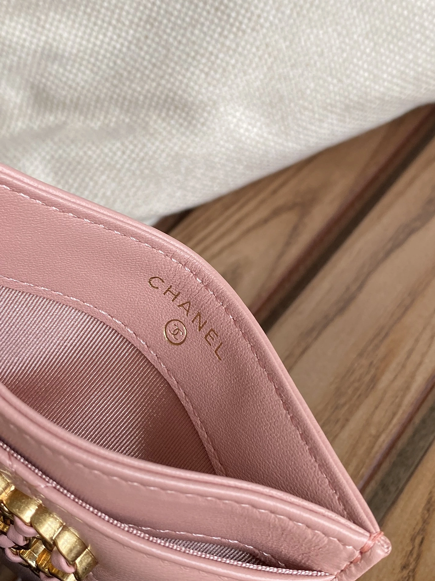 Functional 4476 Chanel Card Case
