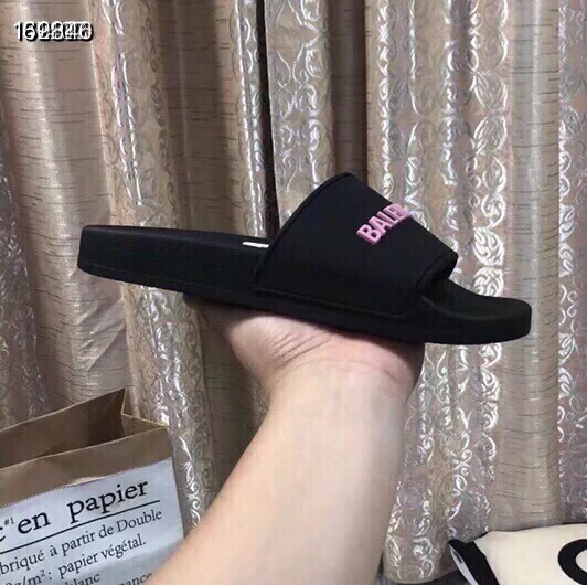 Functional 460 Balenciaga Slippers For Men
