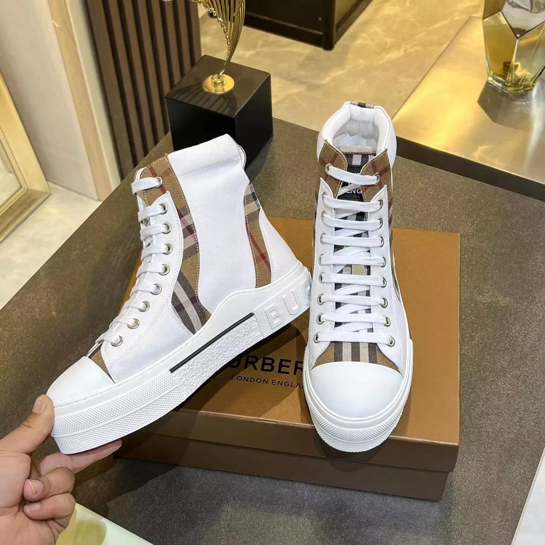 Functional 4891 Burberry High Tops Shoes For Men